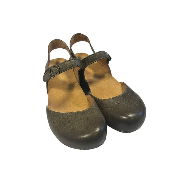 NWOT Dansko Tiffani Green Leather Mary Jane Comfort Sandals EU 38 HolidayOutfit - Picture 2 of 8